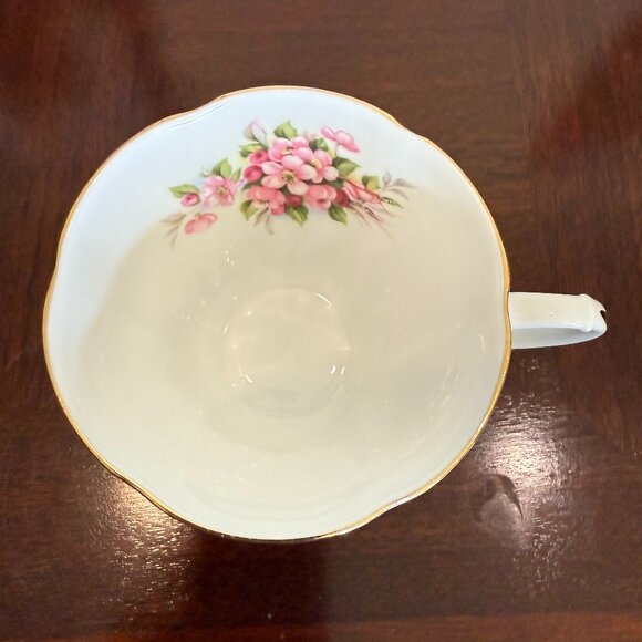 Royal Albert Bone China Blossom Time Series Apple Blossom Tea Cup & Saucer Set - Picture 4 of 8